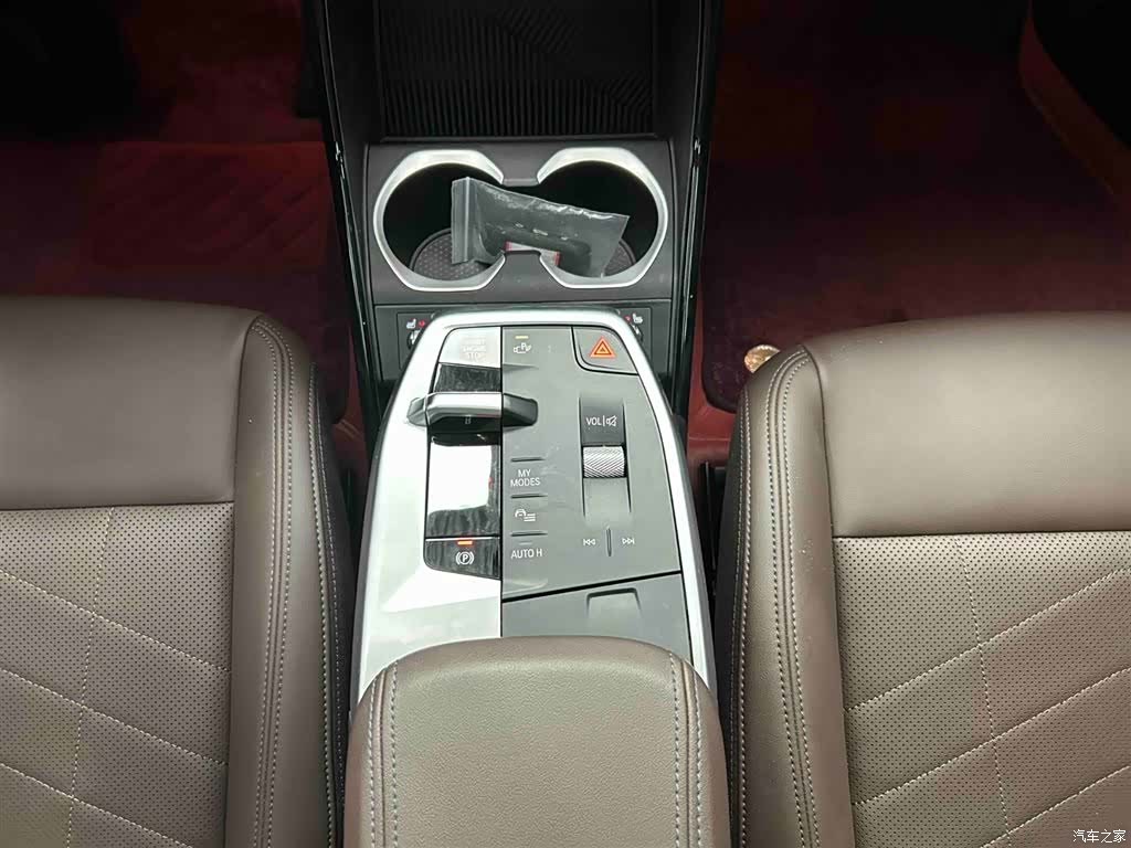 BMW X1, 2023 6
