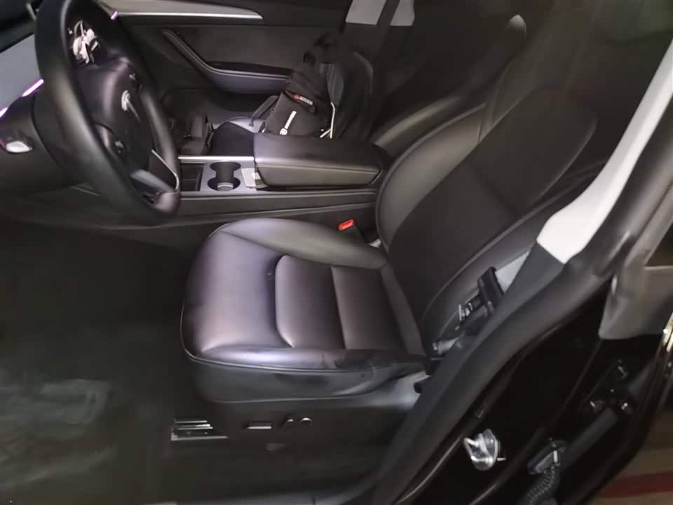Tesla Model Y Tesla Model Y