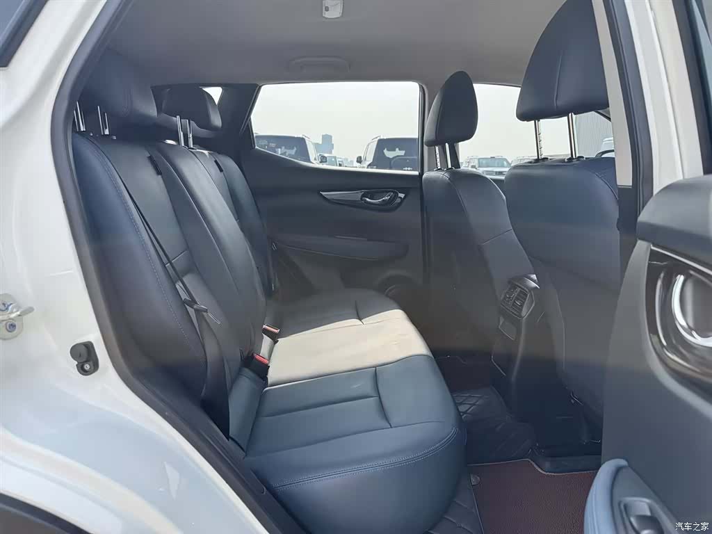 Nissan Qashqai, 2025 14