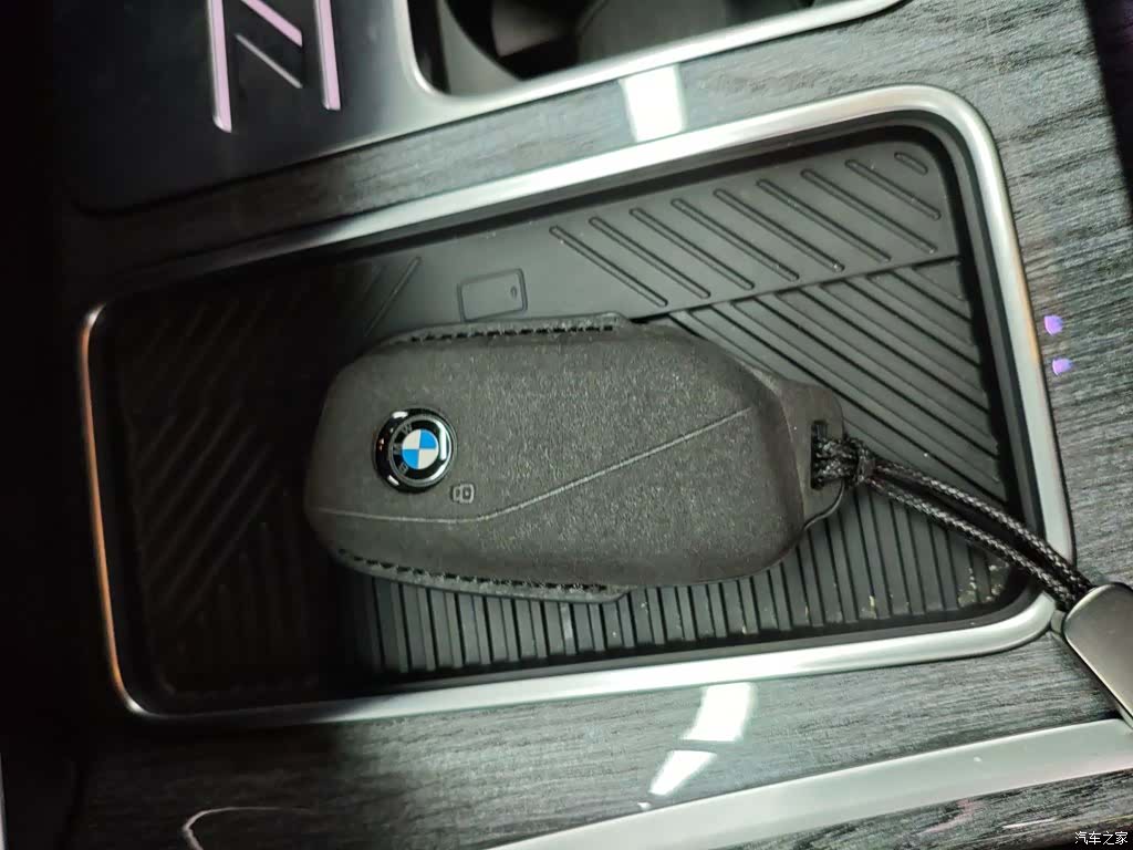 BMW i7, 2023 17