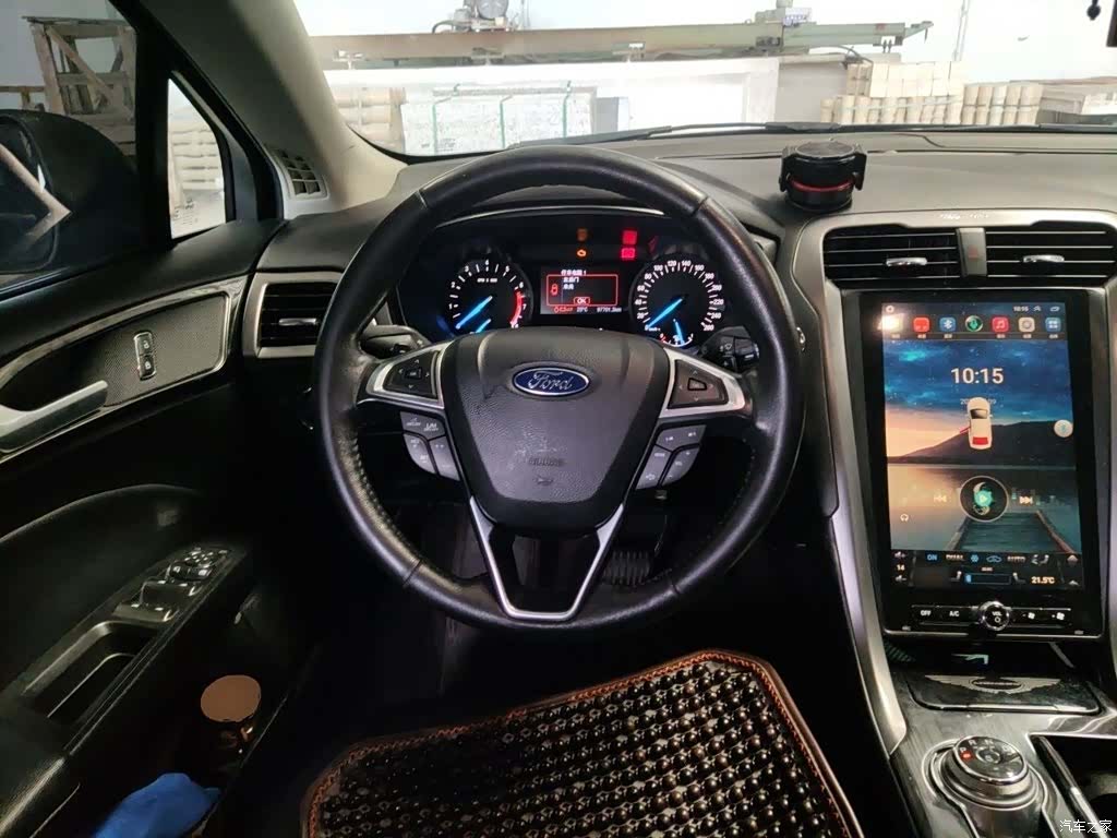 Ford Mondeo, 2017 3