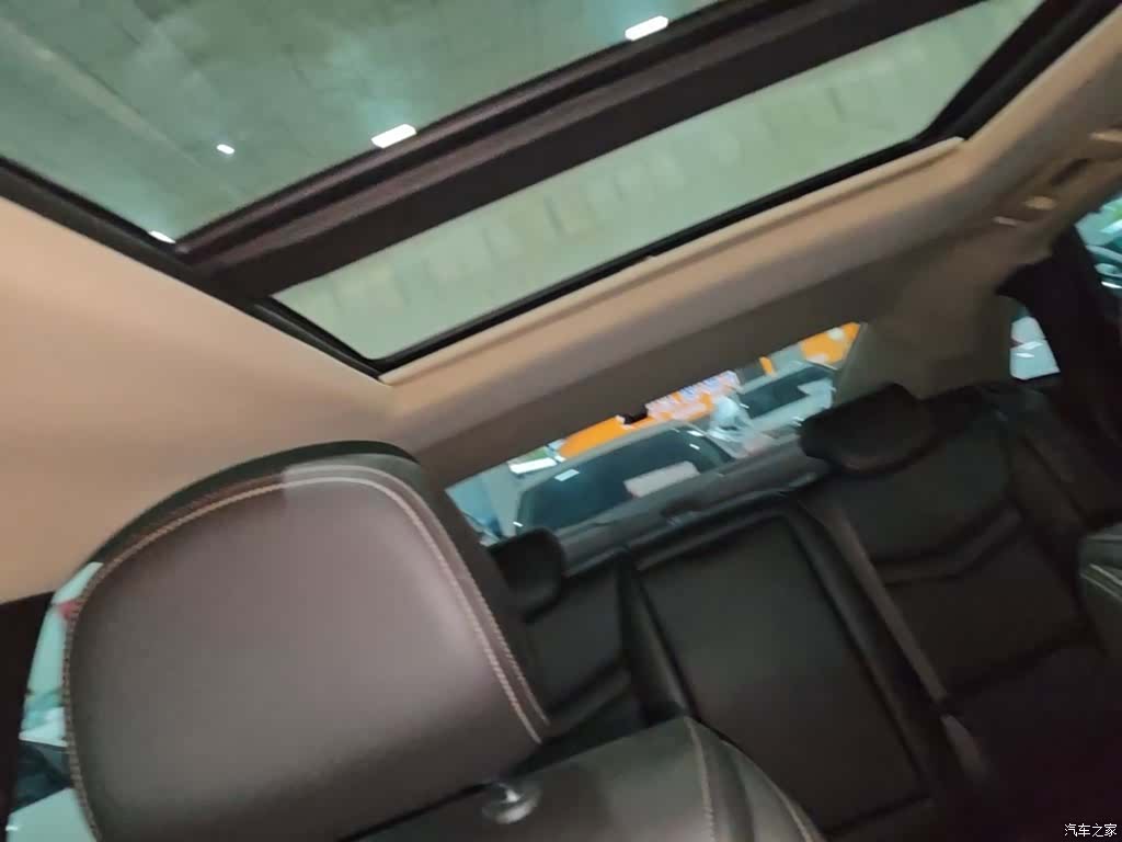 Cadillac XTS, 2018 18