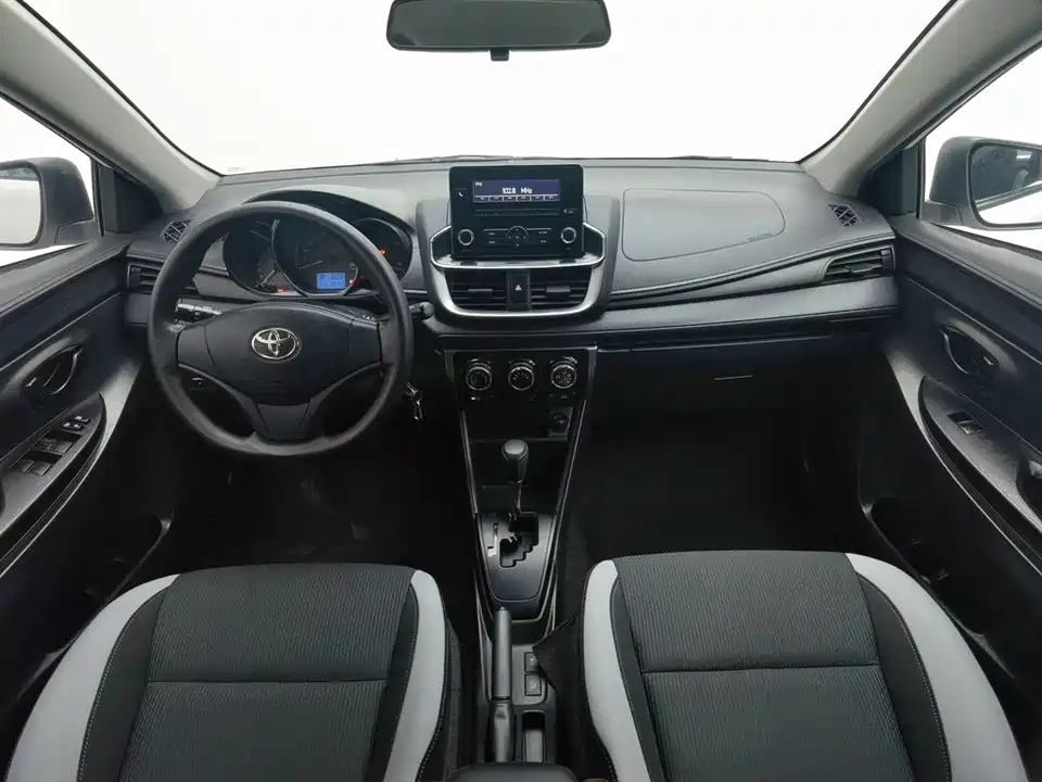 Toyota YARiS L Zhixuan