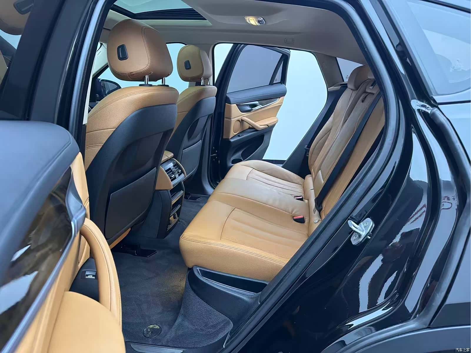 BMW X6, 2017 12