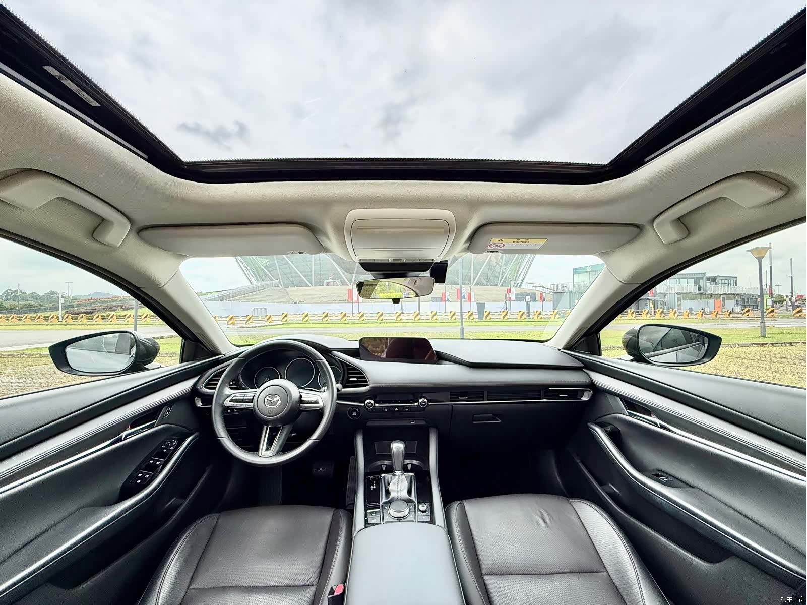 Mazda Mazda3, 2022 11