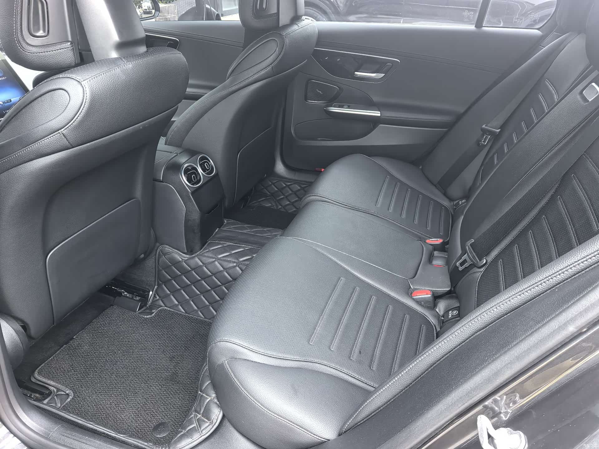 Mercedes-Benz C-Class, 2022 7