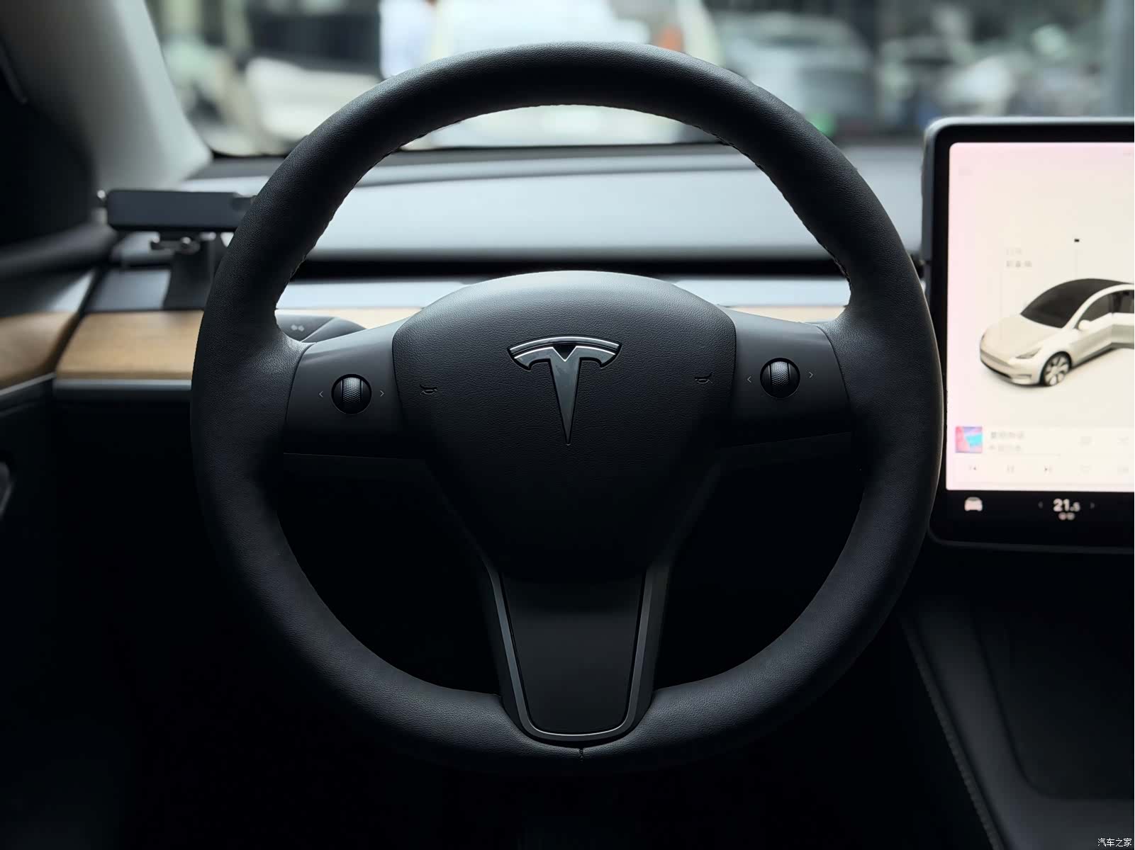 Tesla Model Y, 2021 7
