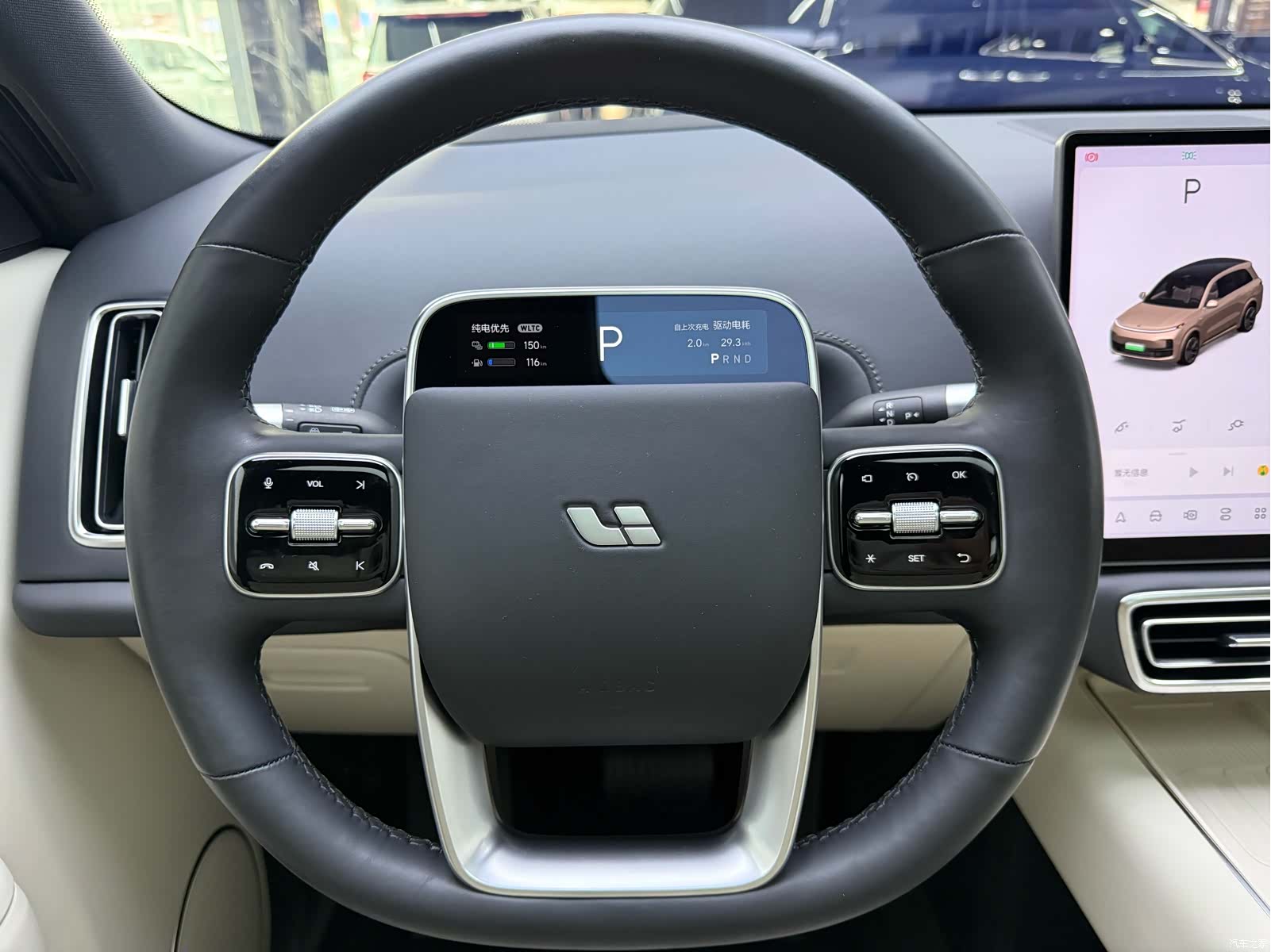 Li Auto L8, 2024 7