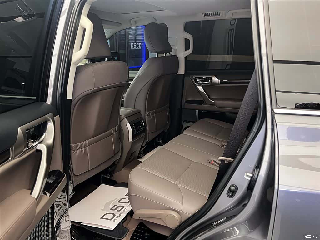Lexus GX, 2023 11