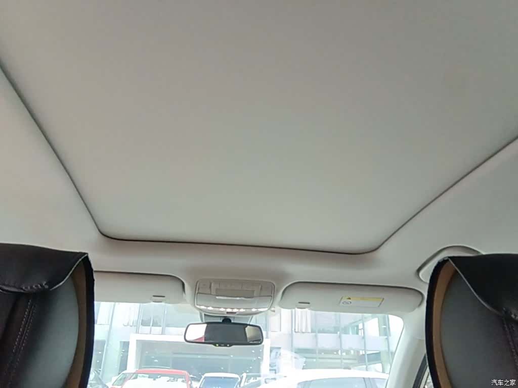 DongFeng AX7, 2019 18