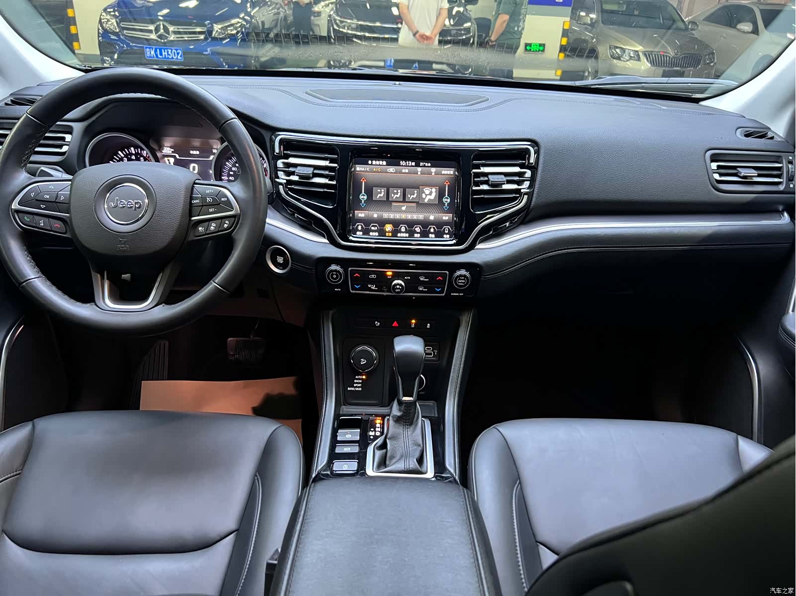 Jeep Grand Commander, 2018 15