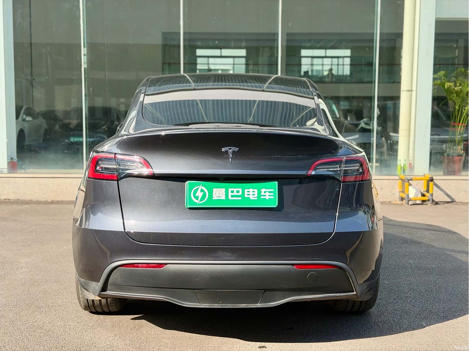 Tesla Model Y, 2024 все фото