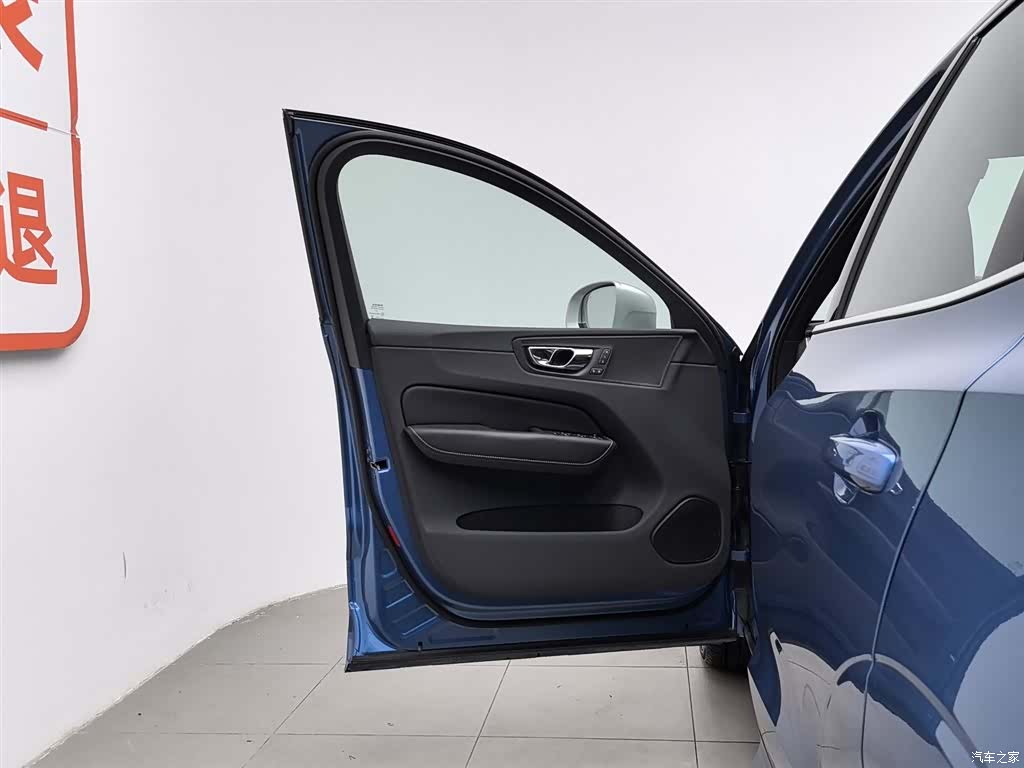 Volvo XC60, 2019 8