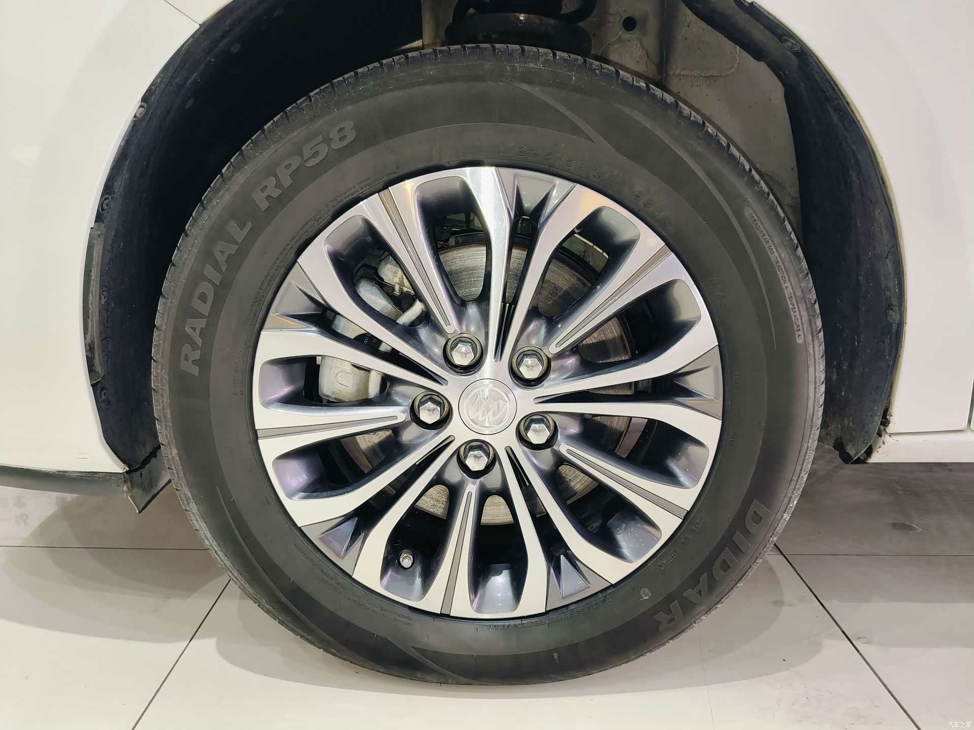 Buick GL8, 2022 19