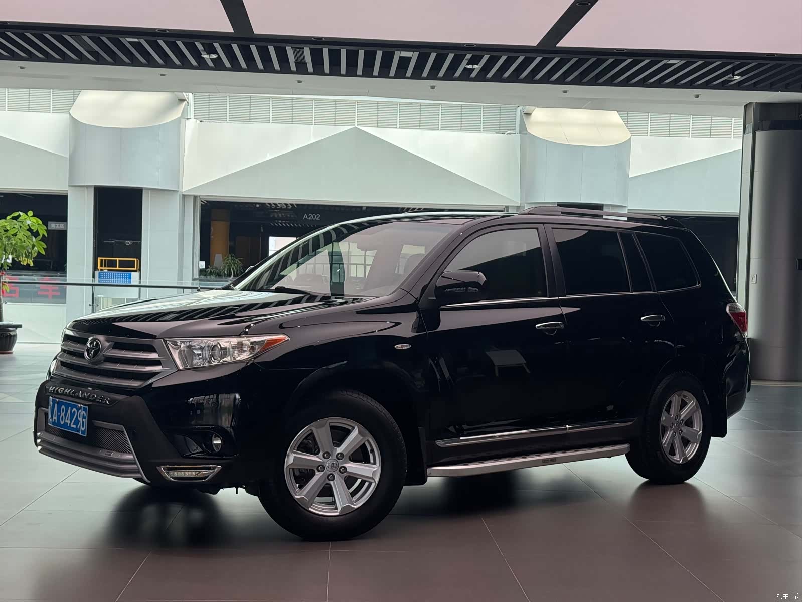 Toyota Highlander, 2014 1