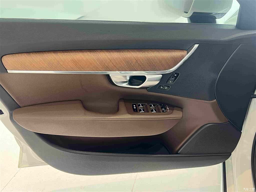 Volvo S90, 2018 19