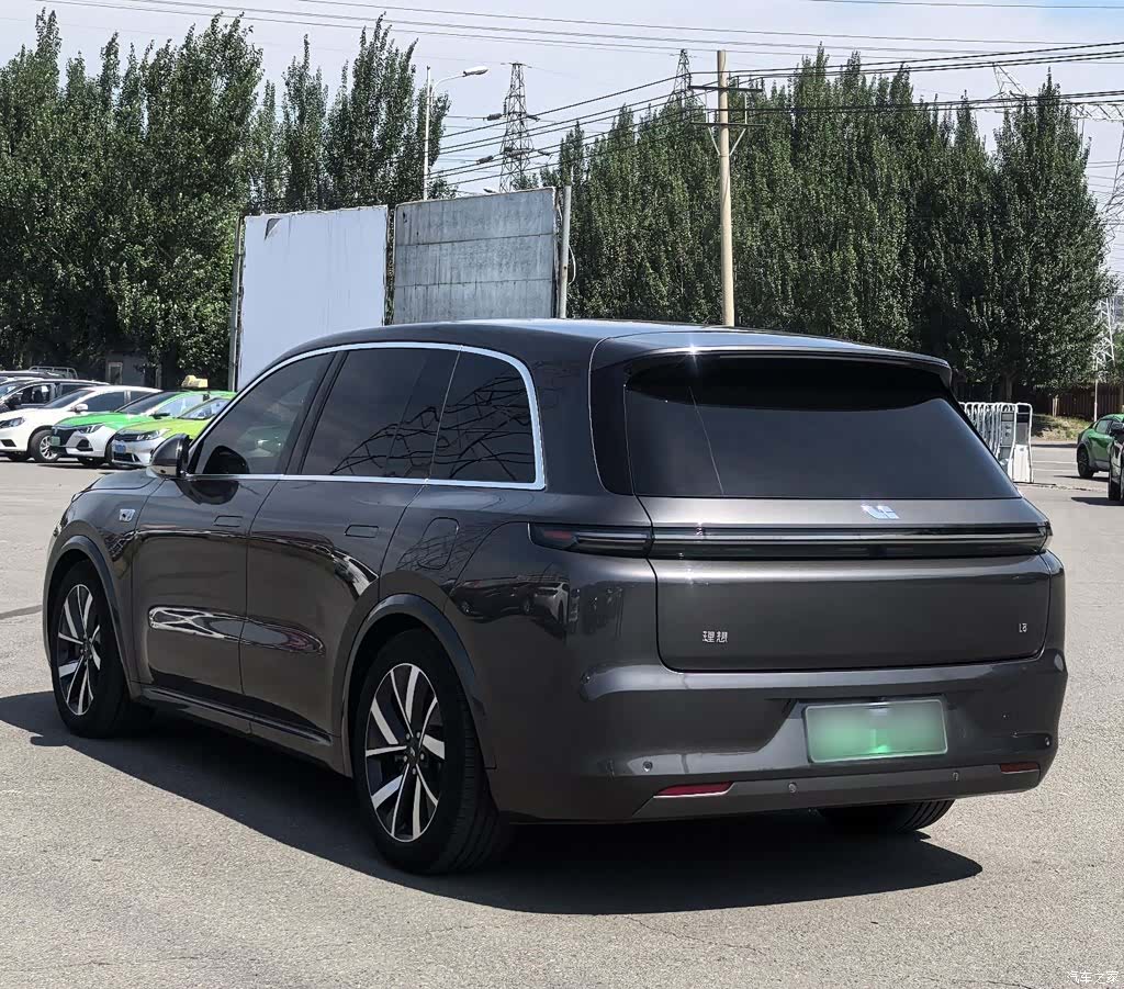 Li Auto L8, 2023 17