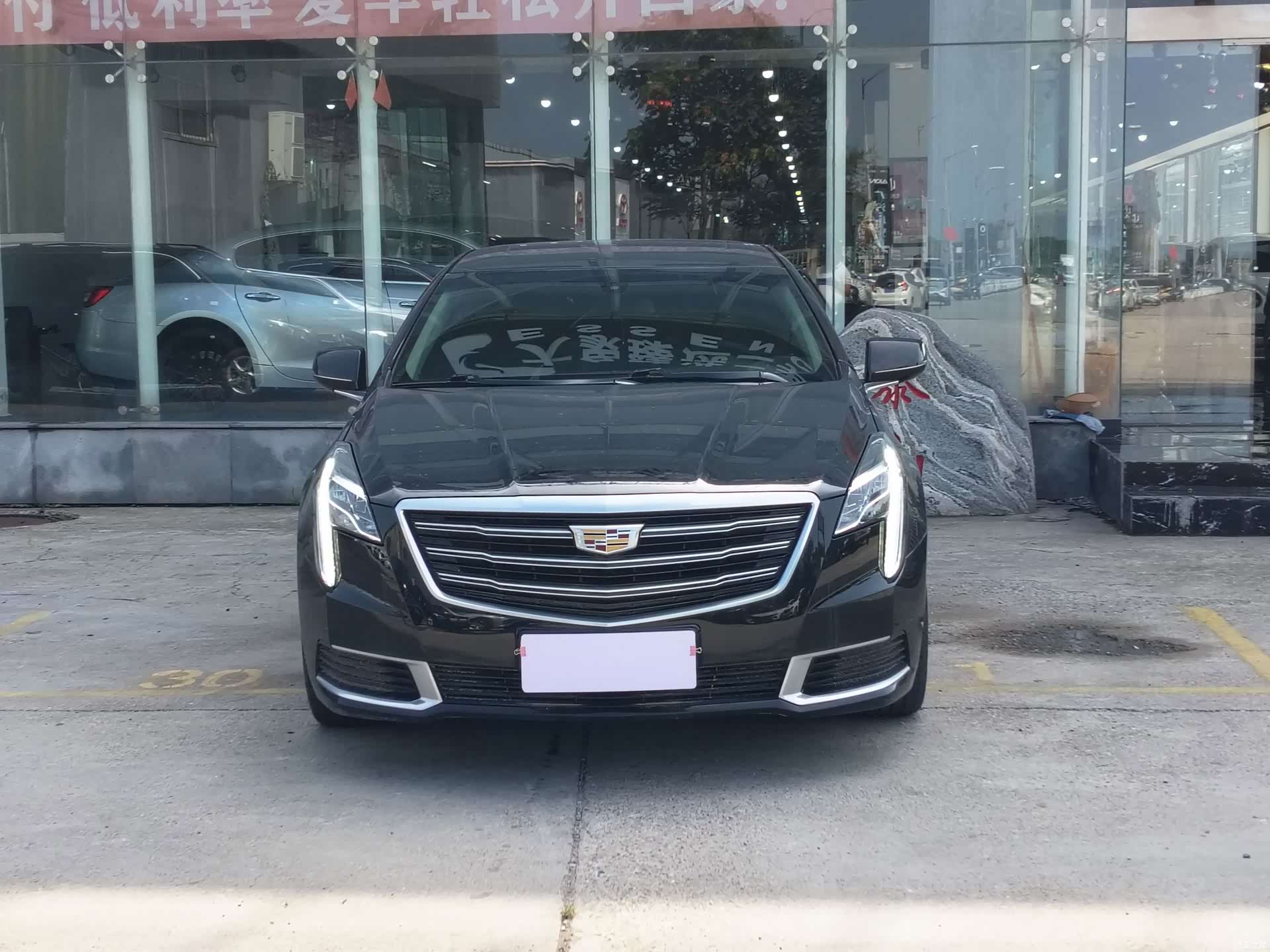 Cadillac XTS, 2018 2