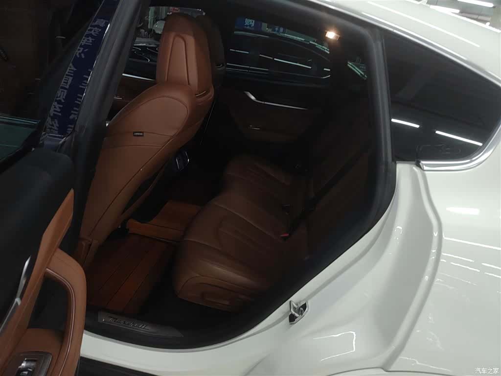 Maserati Levante, 2017 14