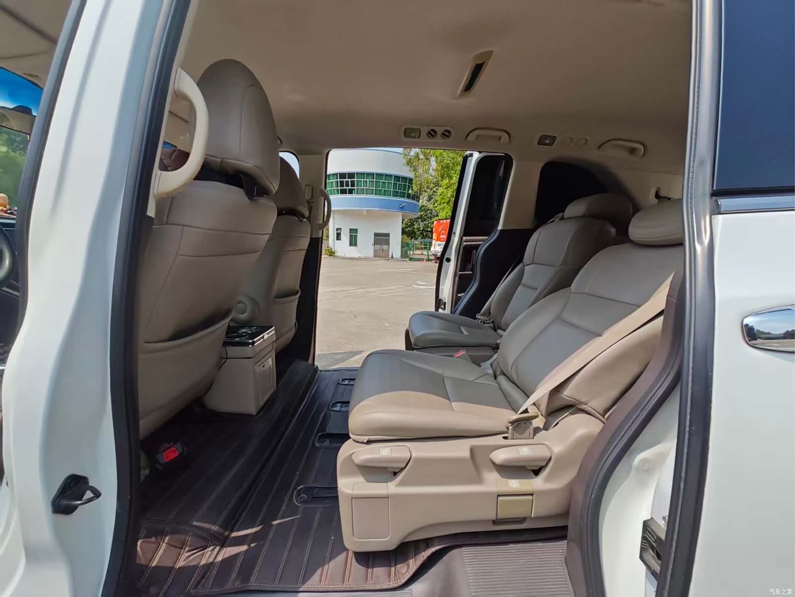 Honda Odyssey, 2015 9