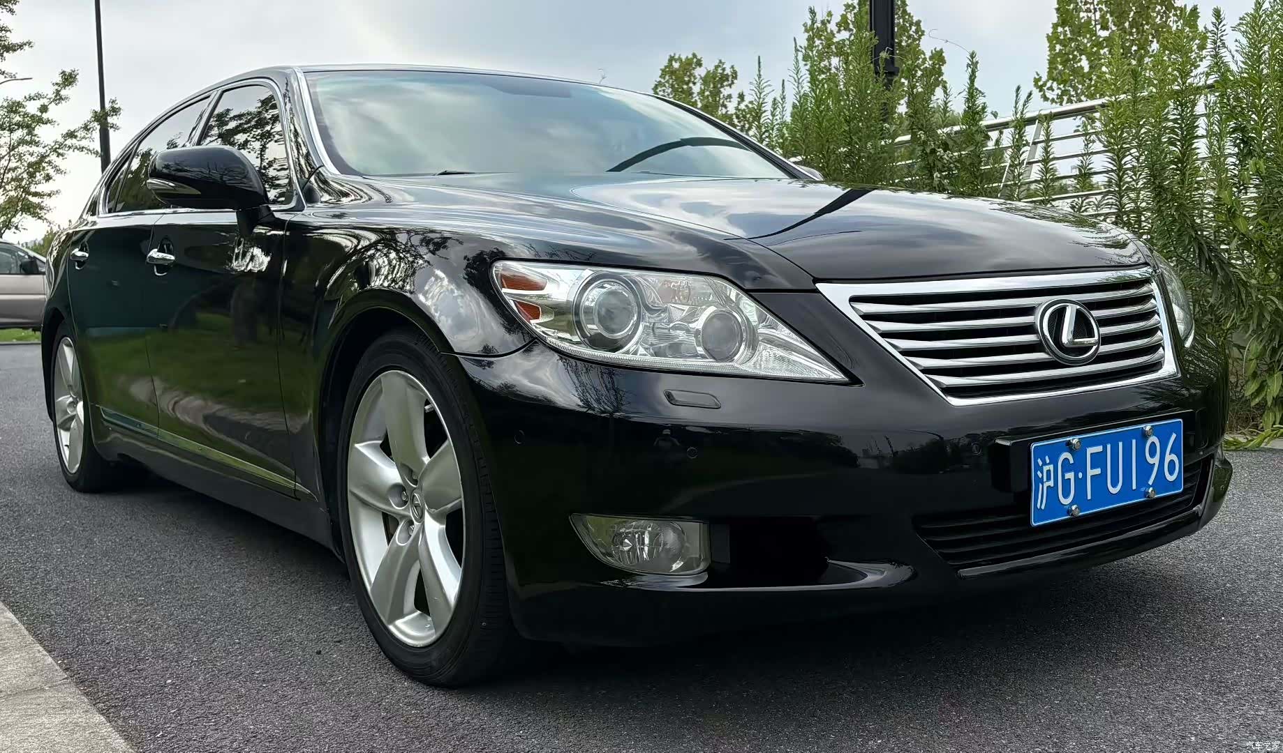 Lexus LS, 2011 2