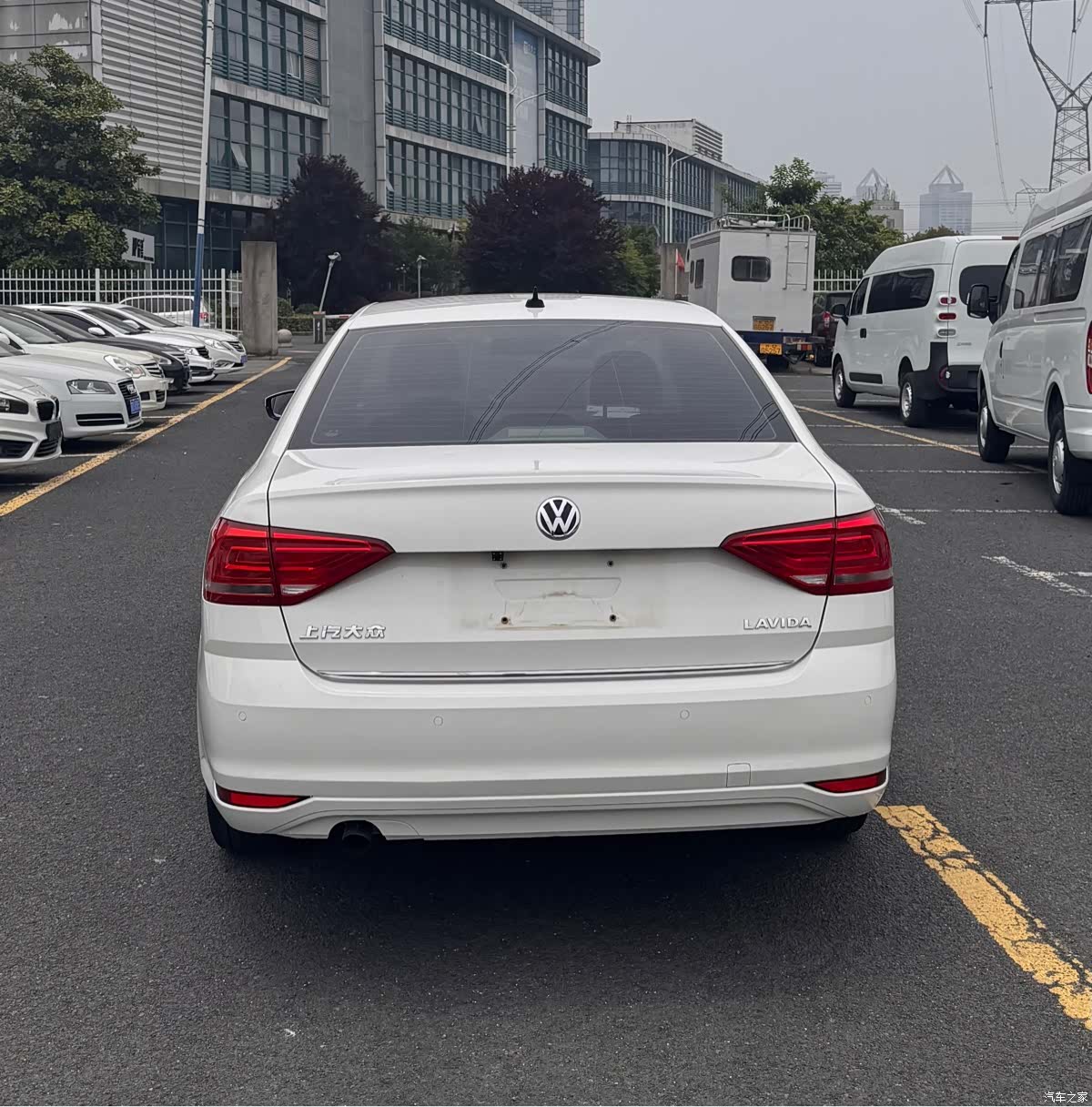 Volkswagen Lavida, 2016 все фото