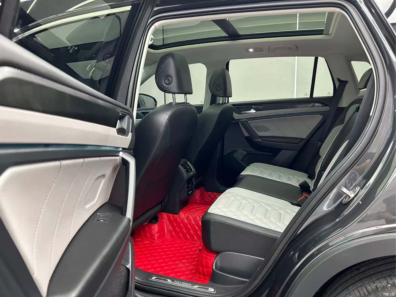 Volkswagen Tayron, 2023 18