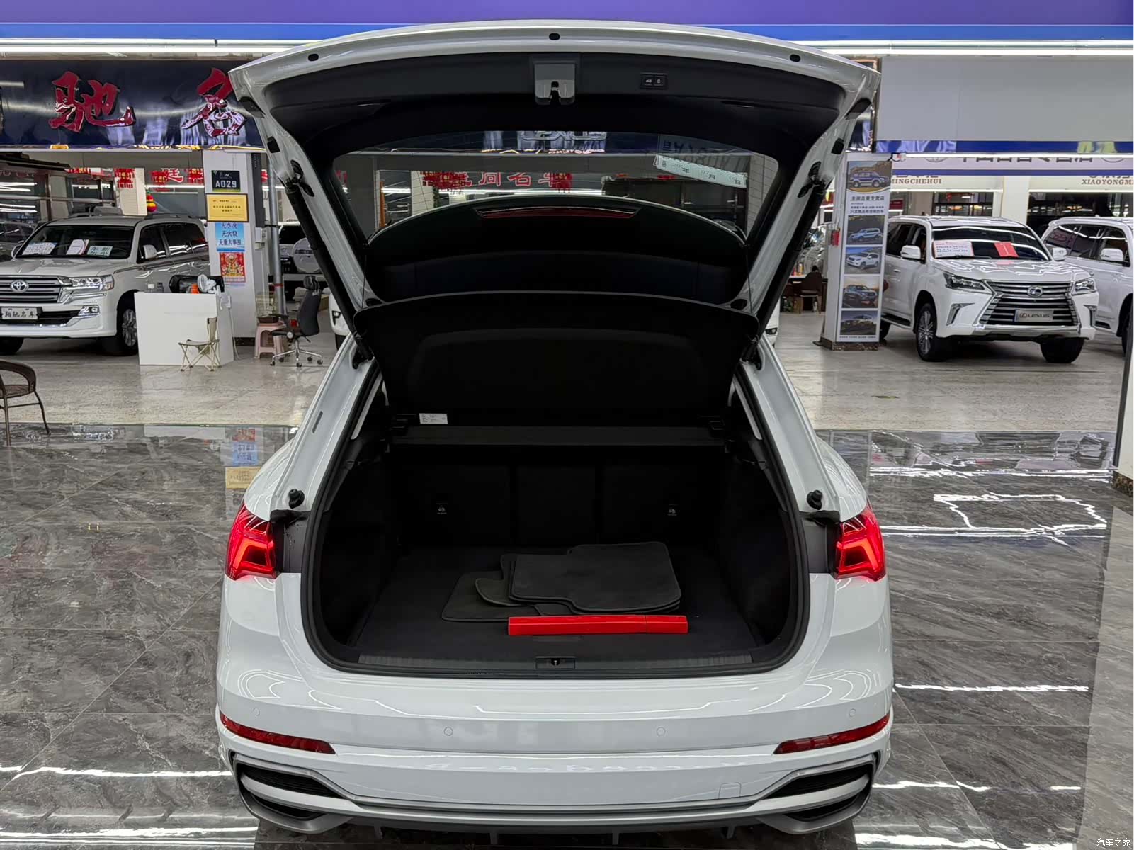 Audi Q3, 2022 7