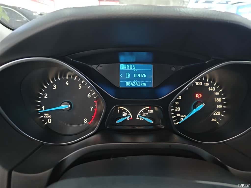Ford Focus, 2017 12