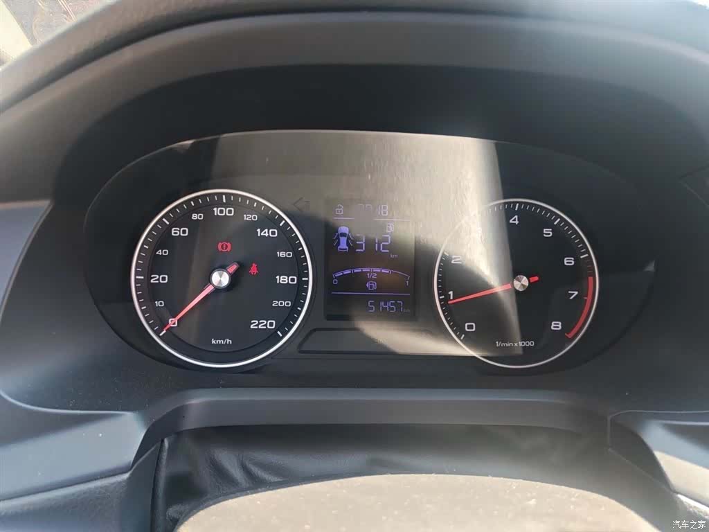 Roewe 360, 2018 4
