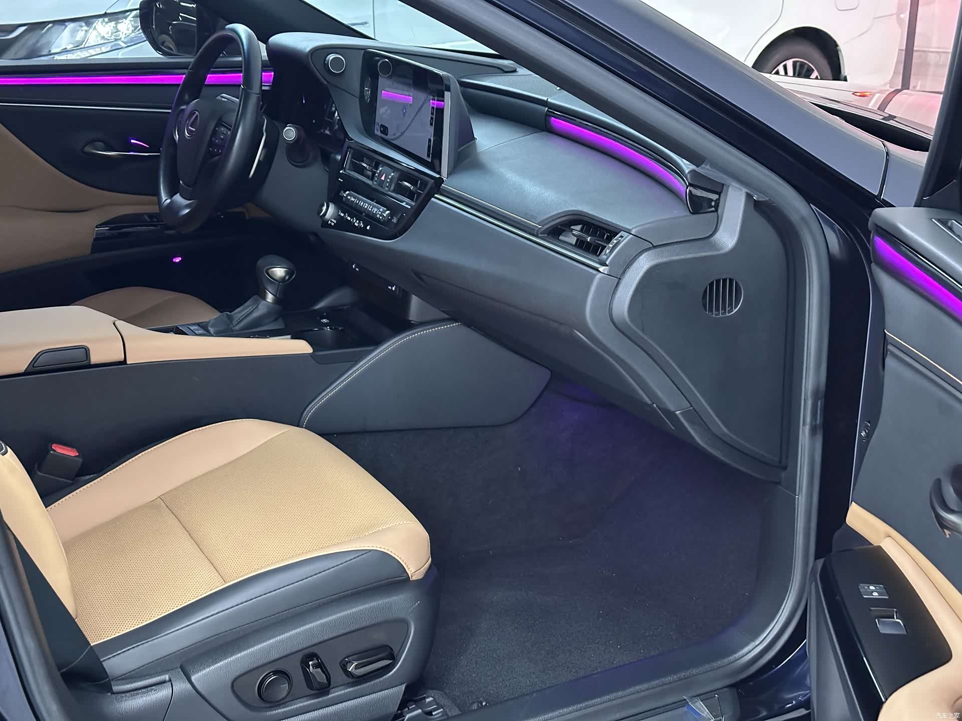 Lexus ES, 2024 6