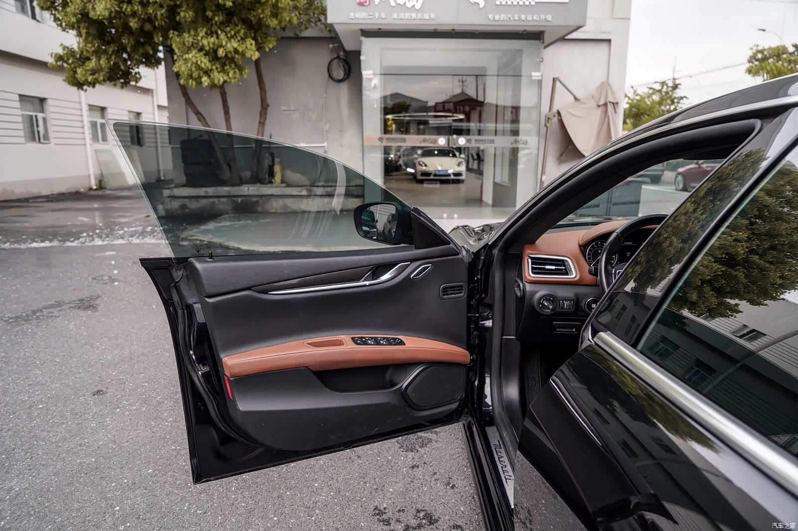 Maserati Ghibli, 2021 9