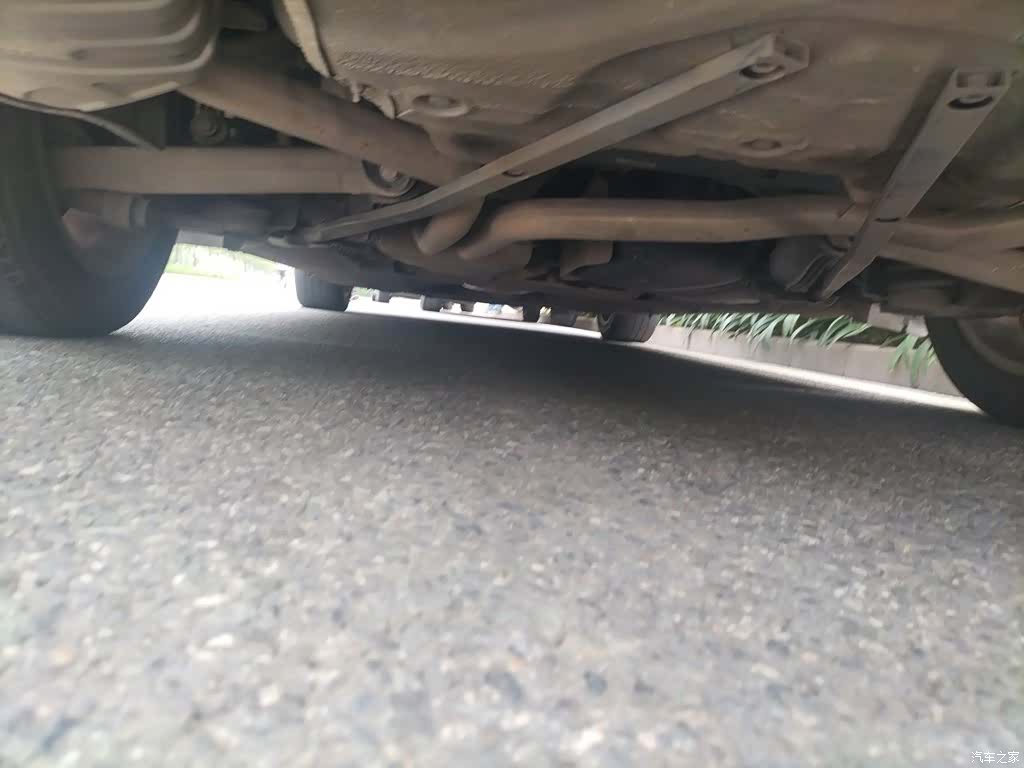 Audi A6L, 2014 25