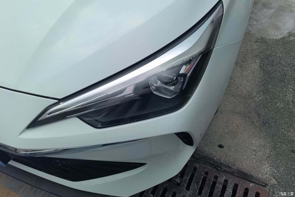 Roewe i5, 2025 все фото
