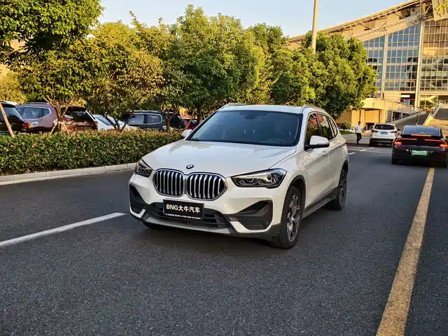 BMW X1 2023 — купить из Китая под заказ