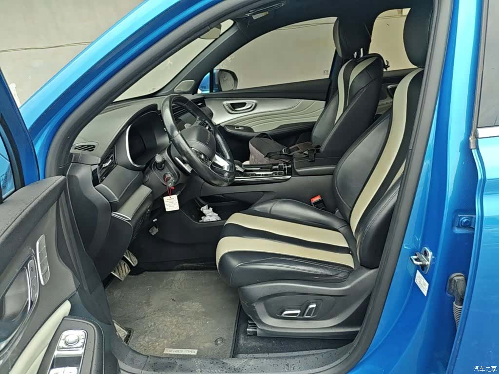 Roewe RX5, 2020 15