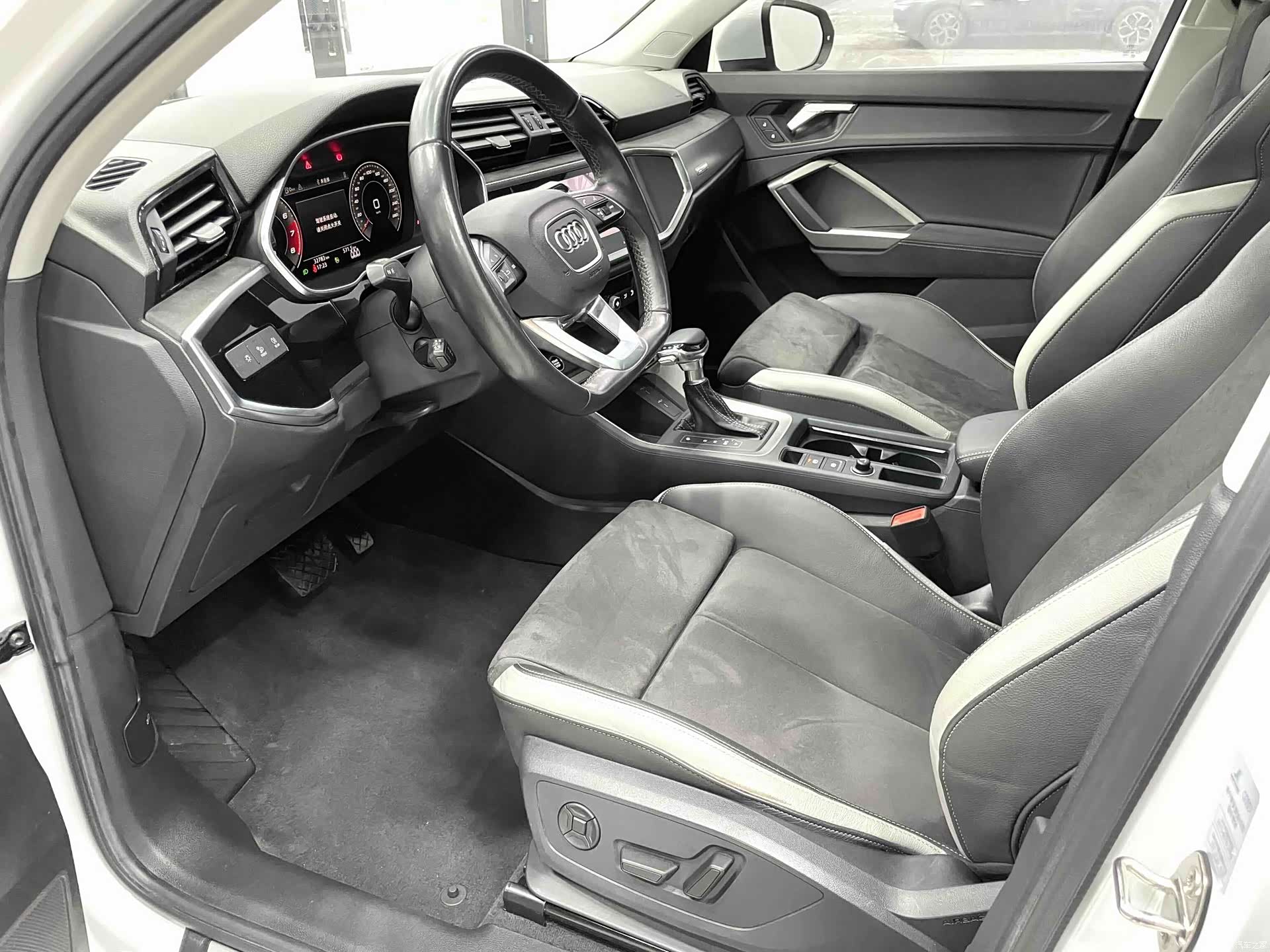 Audi Q3, 2022 7