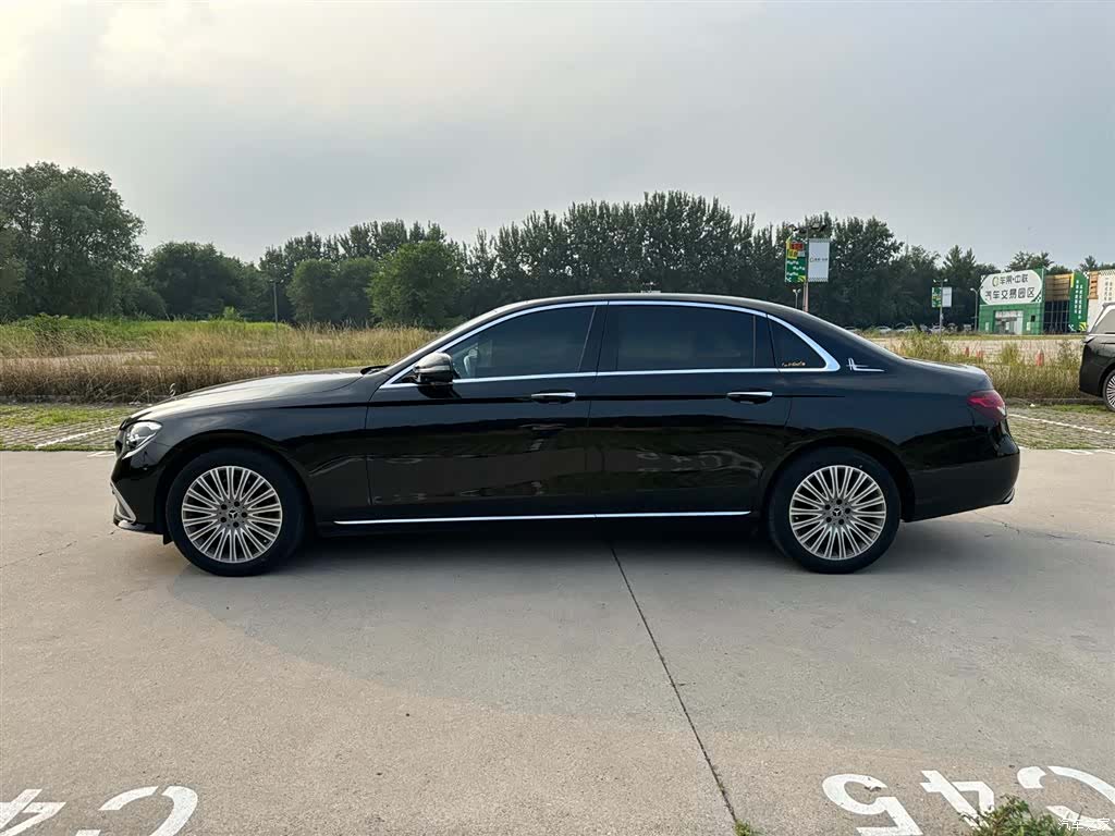 Mercedes-Benz E-Class, 2023 7