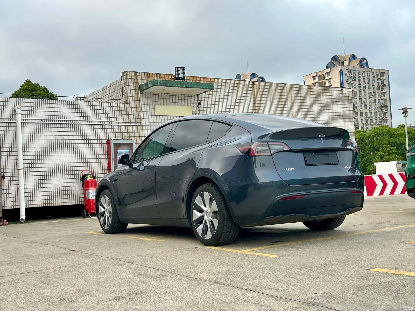 Tesla Model Y, 2023 все фото