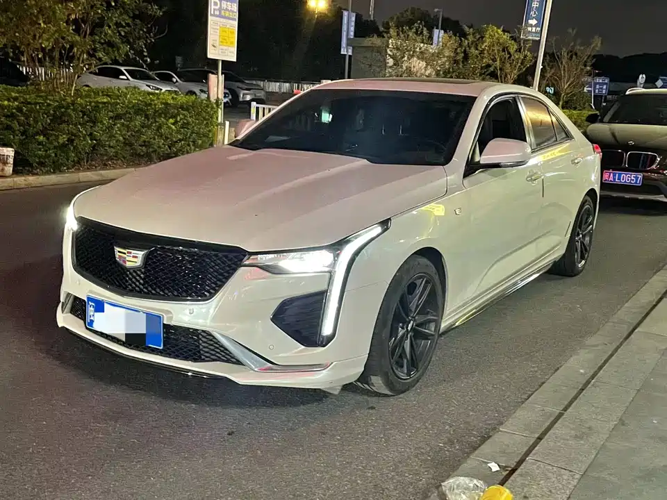 Cadillac CT4