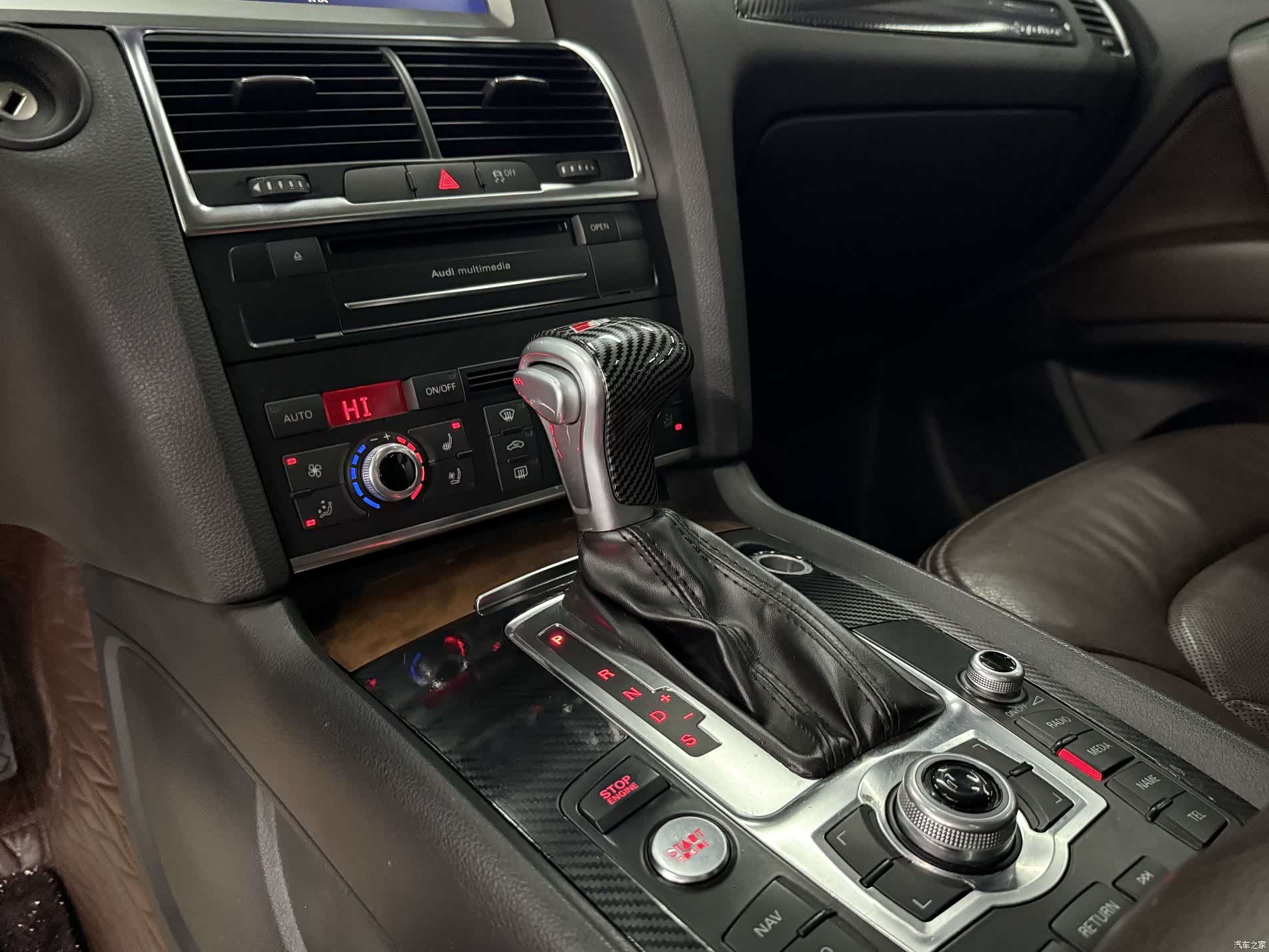 Audi Q7, 2011 19