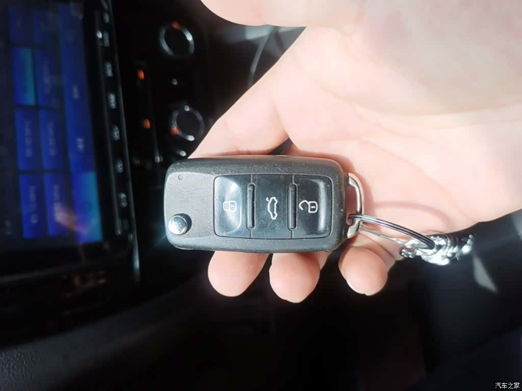 Volkswagen Sagitar, 2017 9