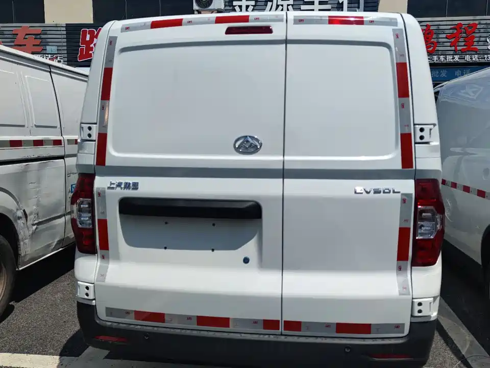 MAXUS Chase EV30