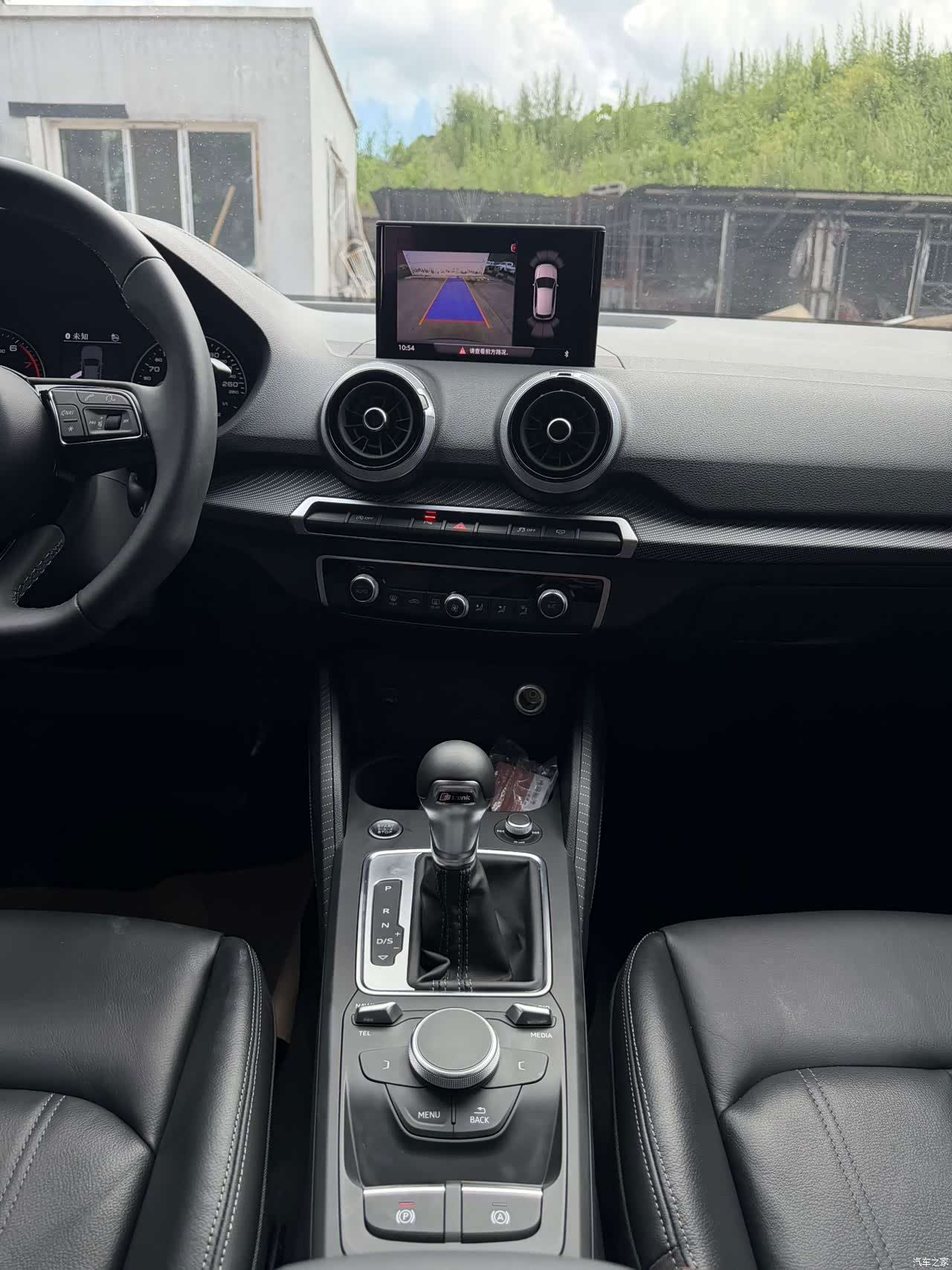 Audi Q2L, 2022 14