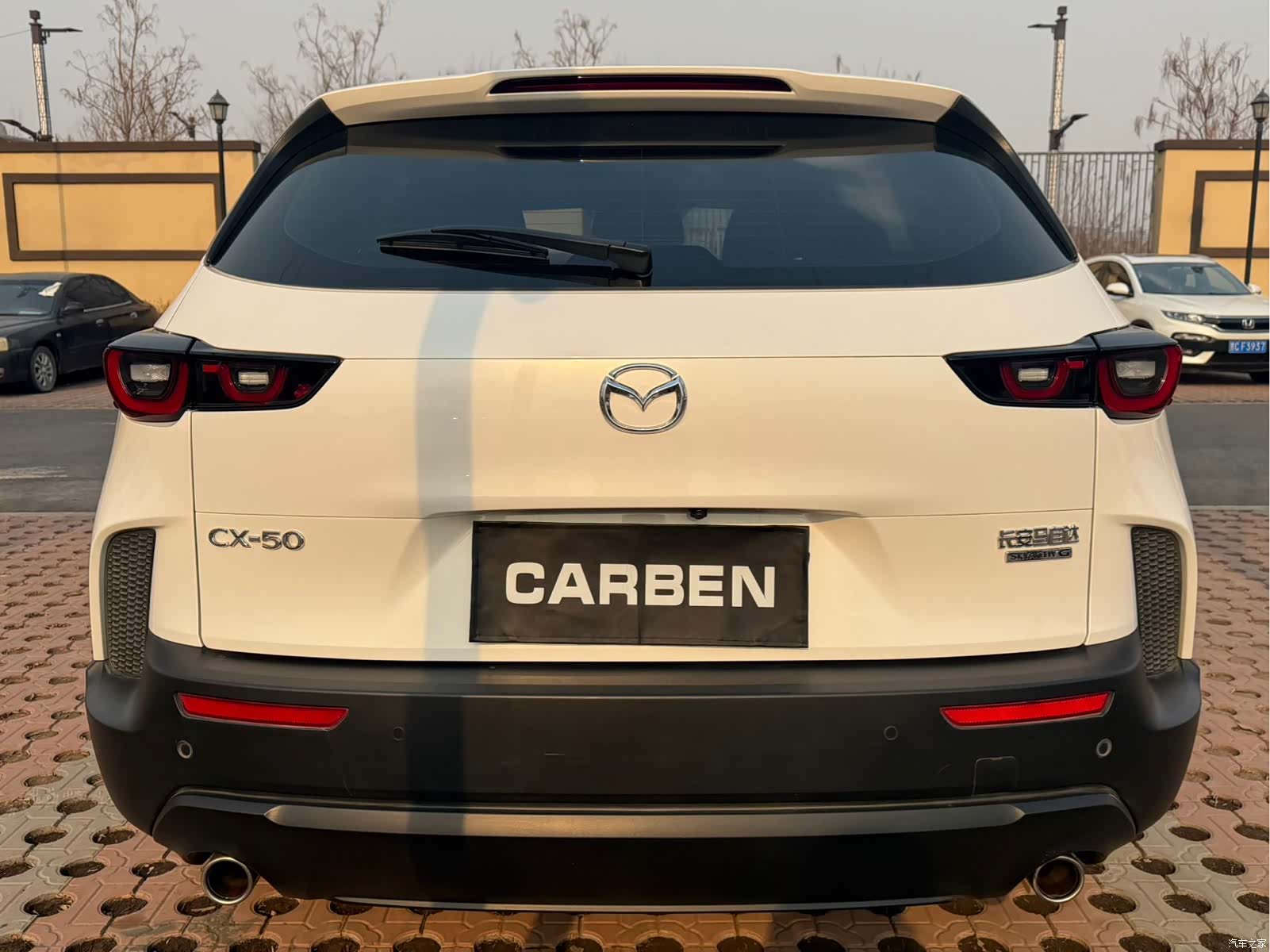 Mazda CX-50, 2023 все фото