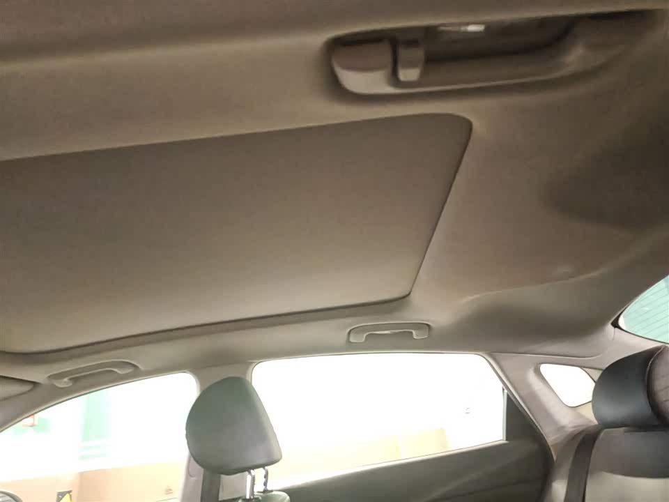 Kia K5 Kia K5
