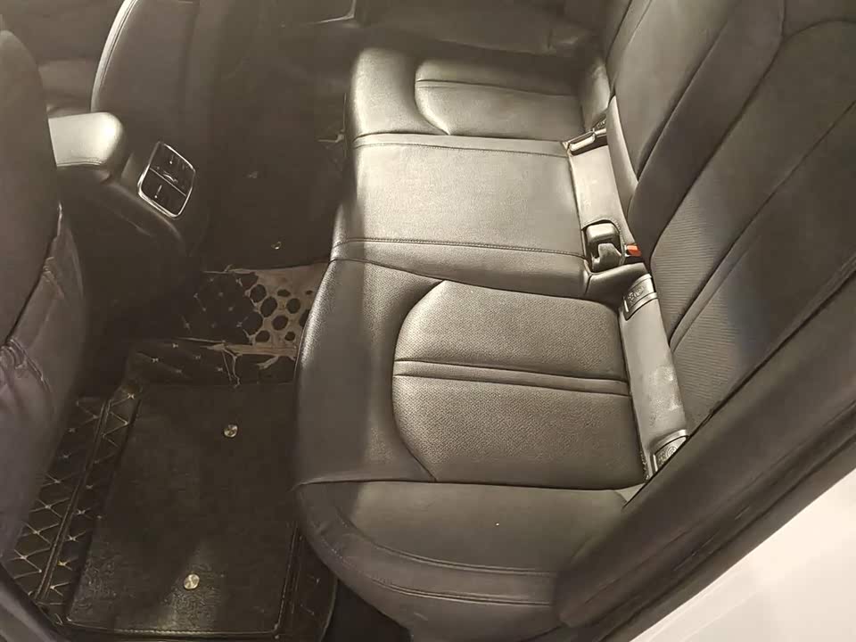 Kia K5 Kia K5