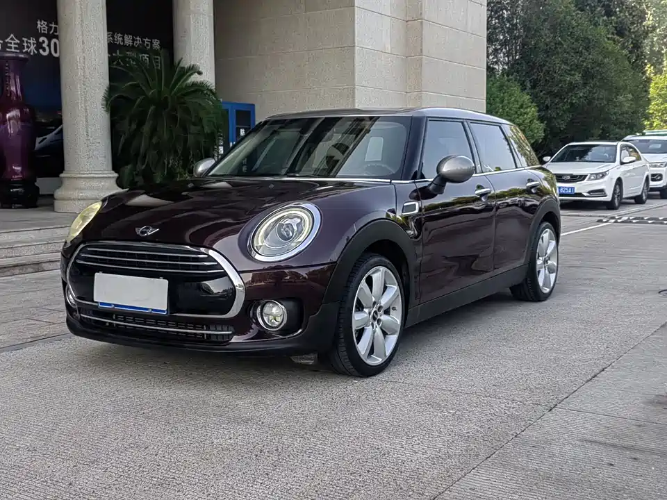 MINI CLUBMAN