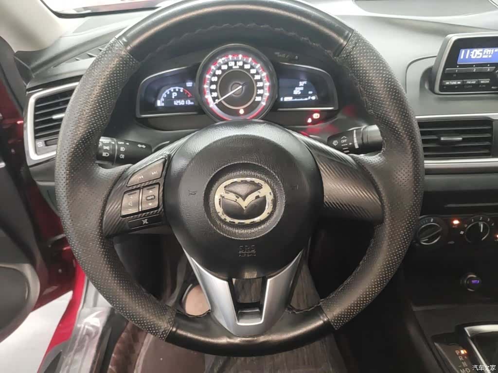 Mazda Mazda3, 2016 11