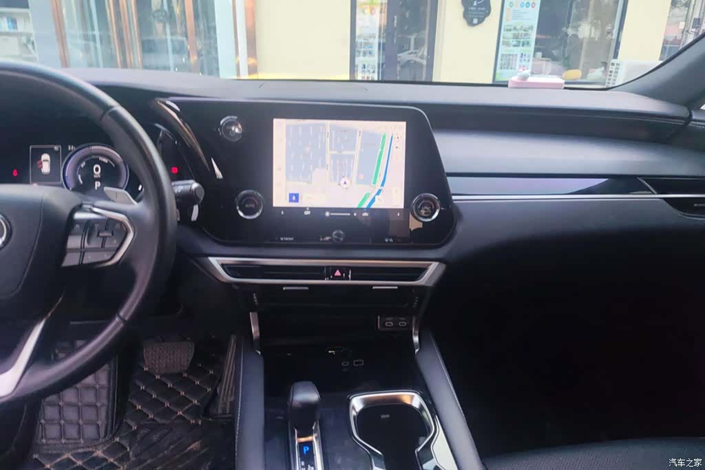 Lexus RX, 2024 13